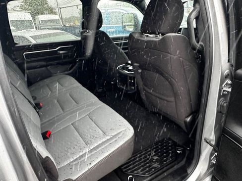 Used 2025 RAM 1500 Big Horn AWD/4WD image 10