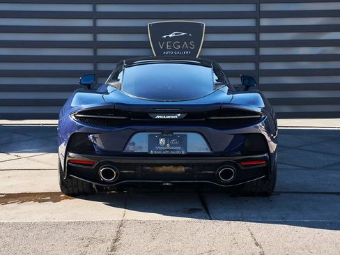 Used 2022 McLaren GT RWD image 19