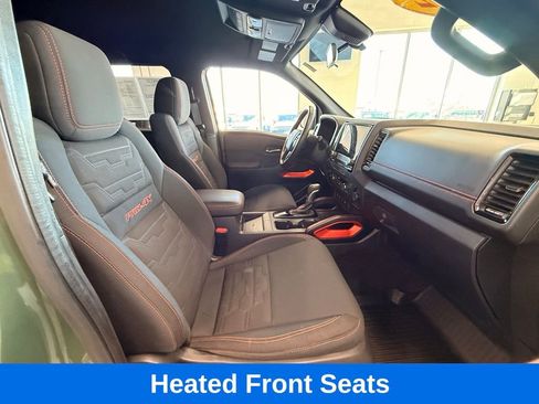 Used 2022 Nissan Frontier PRO-4X image 16