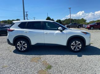Used 2023 Nissan Rogue SV FWD video 2