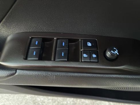 Used 2024 Toyota Camry SE image 15