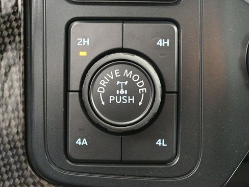 New 2025 Ford F150 Lariat w/ Equipment Group 502A High image 17