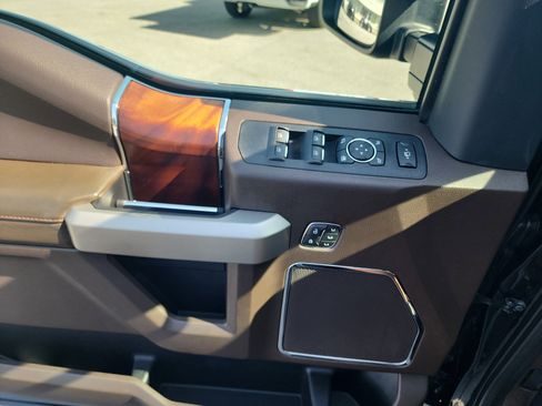 Used 2022 Ford F450 King Ranch w/ King Ranch Ultimate Package image 40