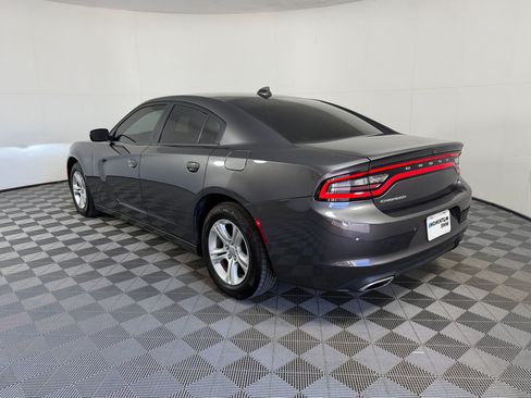 Used 2023 Dodge Charger SXT RWD image 3