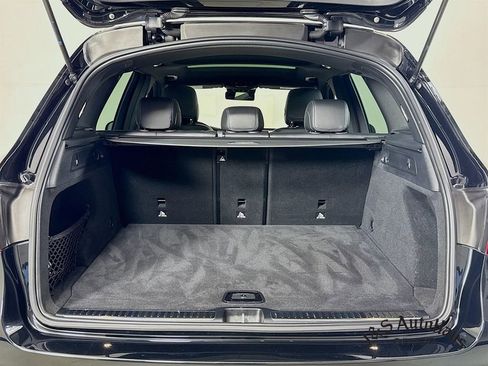 Used 2022 Mercedes-Benz GLC 300 GLC 300 image 32