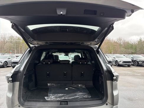 New 2026 Buick Enclave Avenir w/ Super Cruise Package image 22