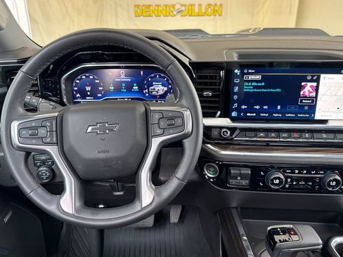Used 2024 Chevrolet Silverado 1500 LT Trail Boss w/ Convenience Package II AWD/4WD image 14