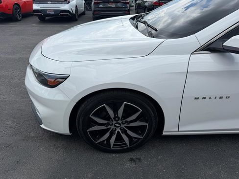 Used 2018 Chevrolet Malibu LT image 10