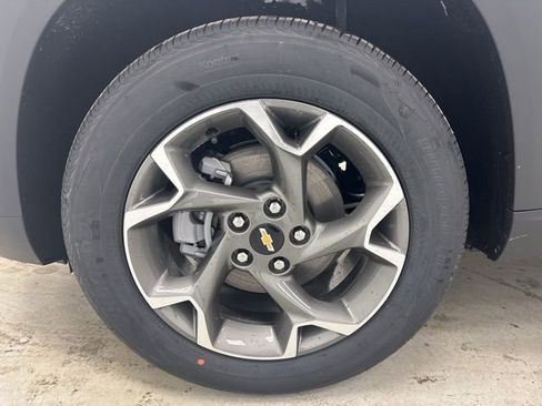 New 2026 Chevrolet Trax LT w/ Driver Confidence Package image 33