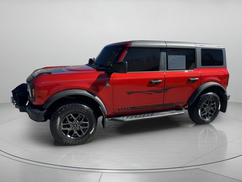 Certified 2024 Ford Bronco Black Diamond image 14