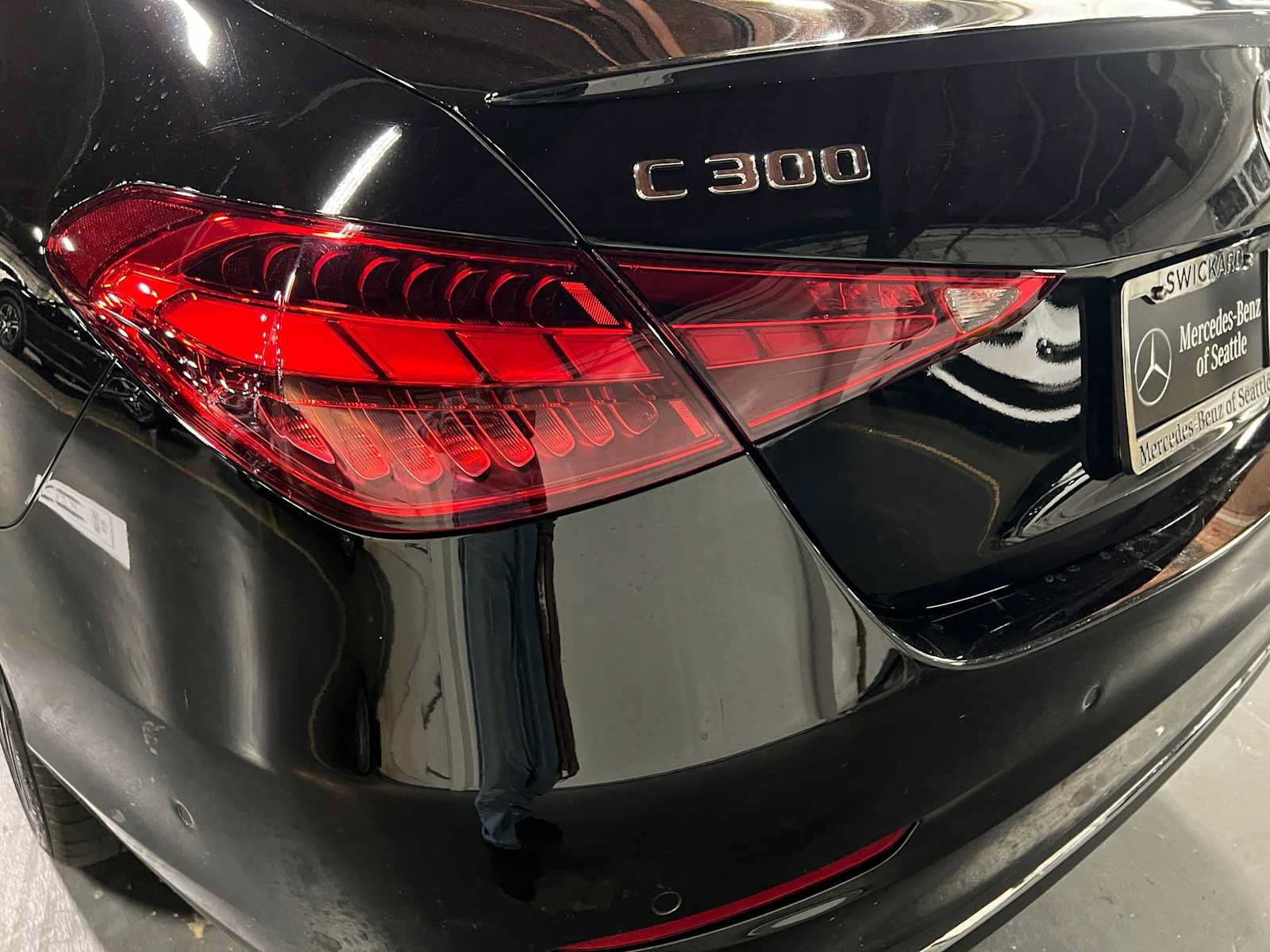 Used 2026 Mercedes-Benz C 300 4MATIC Sedan image 14
