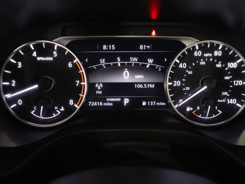 Used 2023 Nissan Rogue SL w/ SL Premium Package FWD image 4