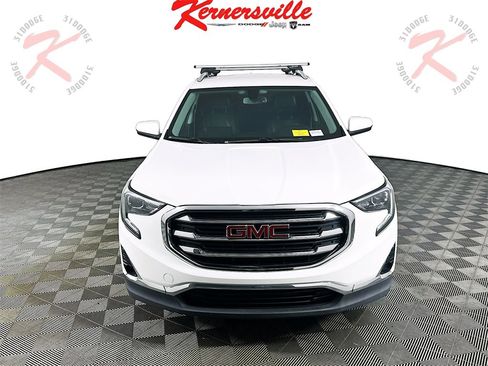Used 2019 GMC Terrain SLT image 2