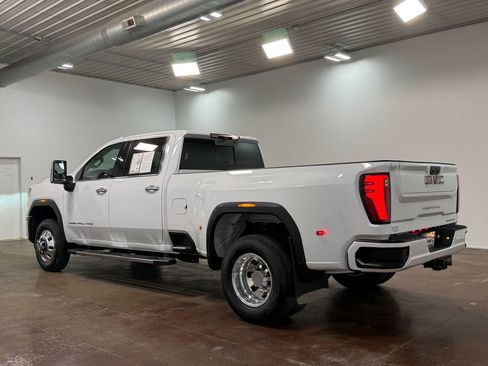 Used 2024 GMC Sierra 3500 Denali w/ Denali Reserve Package image 5