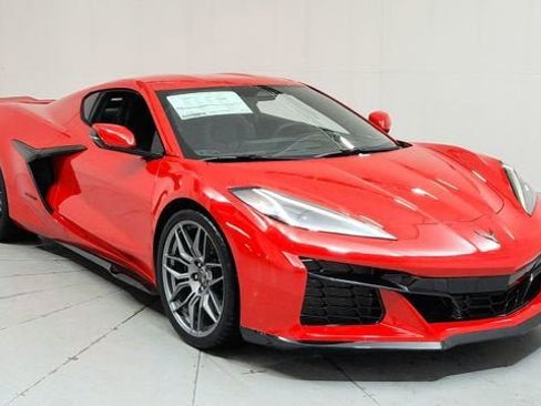 New 2026 Chevrolet Corvette Z06 w/ Battery Protection Package image 7