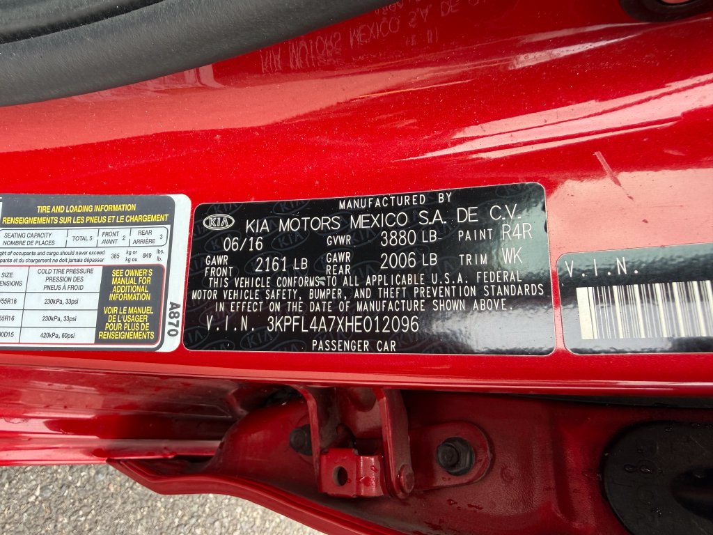 Used 2017 Kia Forte S FWD image 17