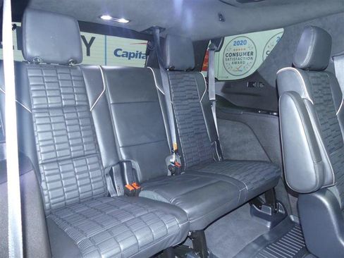 Used 2021 Cadillac Escalade Premium Luxury Platinum AWD/4WD image 21
