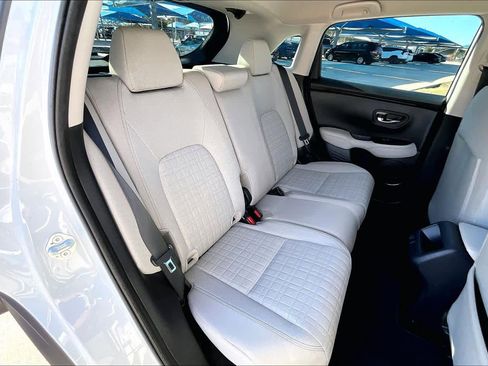 Used 2023 Honda HR-V LX image 20