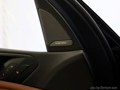 New 2026 BMW X5 xDrive40i w/ M Sport Package image 25