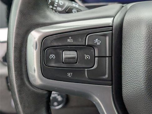 Used 2024 Chevrolet Silverado 3500 LT image 21