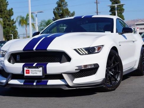 Used 2016 Ford Mustang Shelby GT350 w/ Technology Package image 3