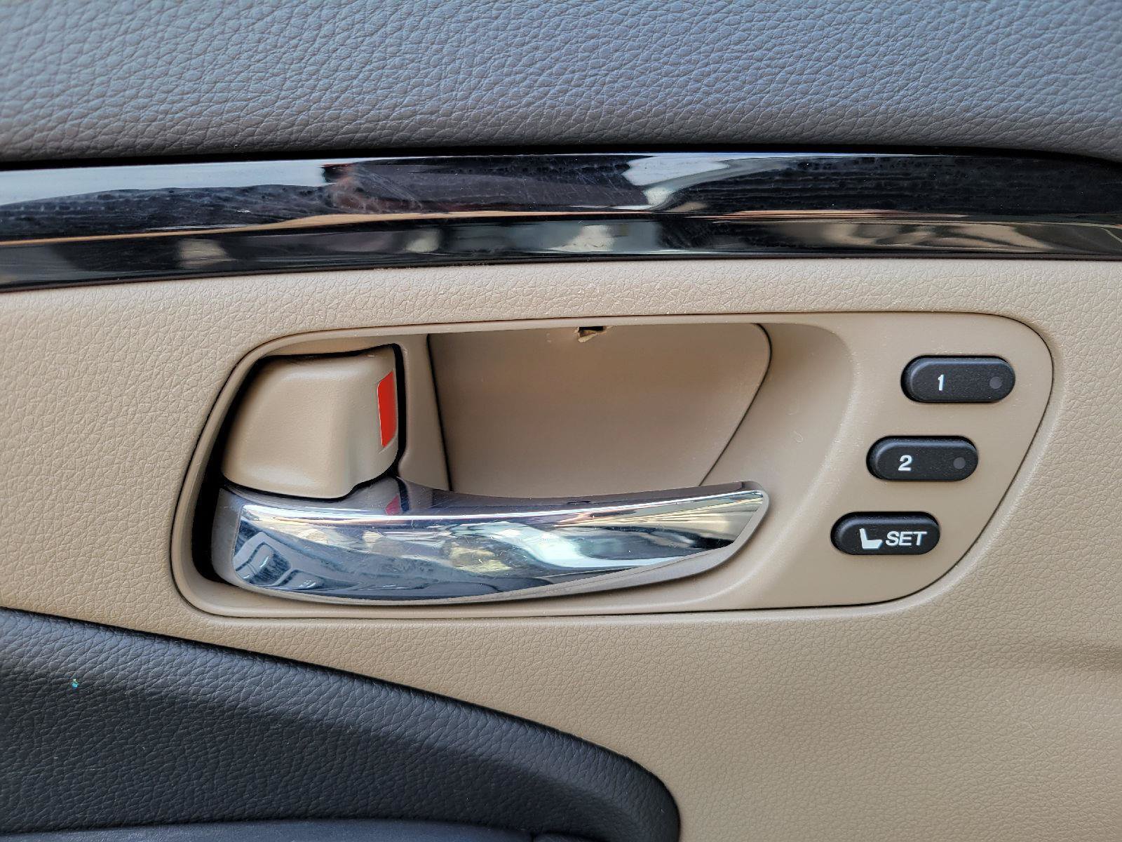 Used 2020 Honda Pilot Touring image 8