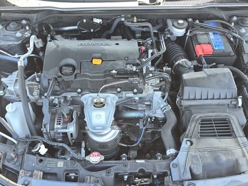 Used 2023 Honda Civic Sport image 26