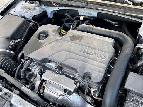 Used 2024 Chevrolet Malibu LT FWD image 29