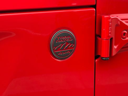 Used 2021 Jeep Wrangler Unlimited Rubicon image 22