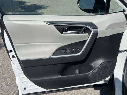 New 2025 Toyota RAV4 XLE Premium image 20