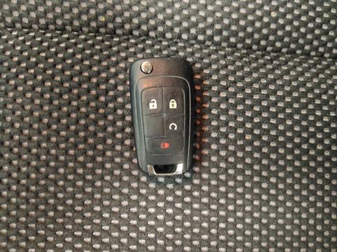 Used 2015 GMC Terrain SLE w/ Chrome Edition image 32