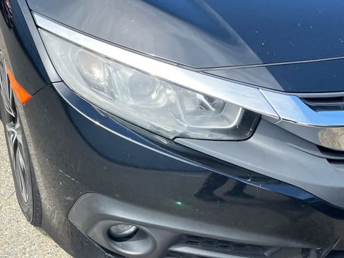 Used 2018 Honda Civic EX-L image 14