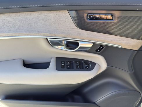 New 2026 Volvo XC90 B6 Ultra image 16