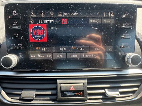 Used 2019 Honda Accord Touring image 33