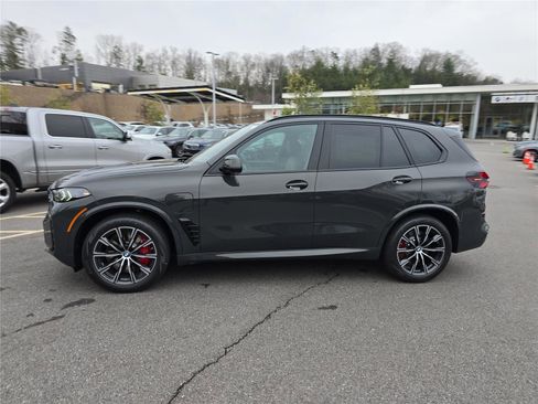New 2026 BMW X5 xDrive50e w/ M Sport Package image 7