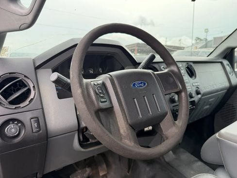 Used 2014 Ford F450 XL w/ Power Equipment Group AWD/4WD image 10