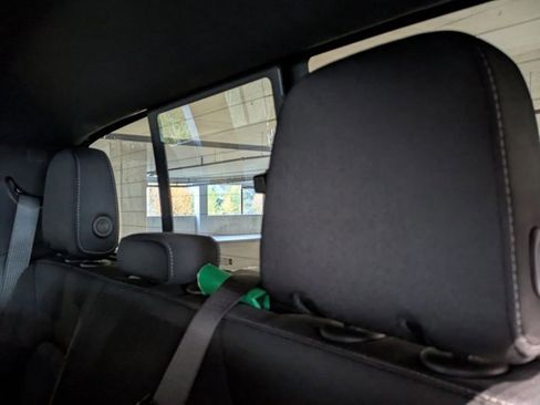 Used 2024 GMC Canyon Elevation w/ Convenience Package image 15