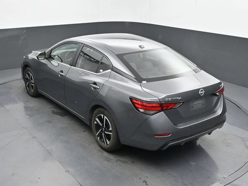 Used 2024 Nissan Sentra SV FWD image 41