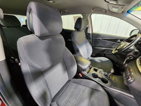 Used 2016 Kia Sorento AWD w/ LX Convenience Package image 25