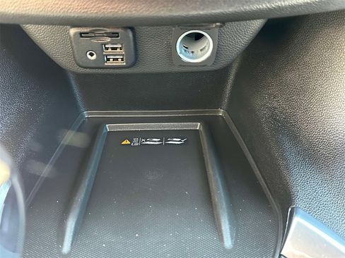 Used 2022 Chevrolet Traverse RS w/ LPO, Floor Liner Package image 24