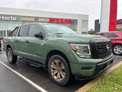 Certified 2024 Nissan Titan SV w/ SV Bronze Edition Package AWD/4WD image 3