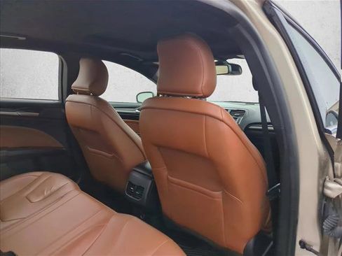 Used 2019 Ford Fusion Titanium image 17