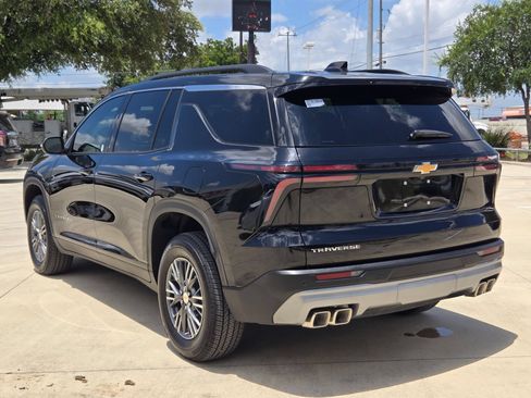 Certified 2026 Chevrolet Traverse LT FWD image 5