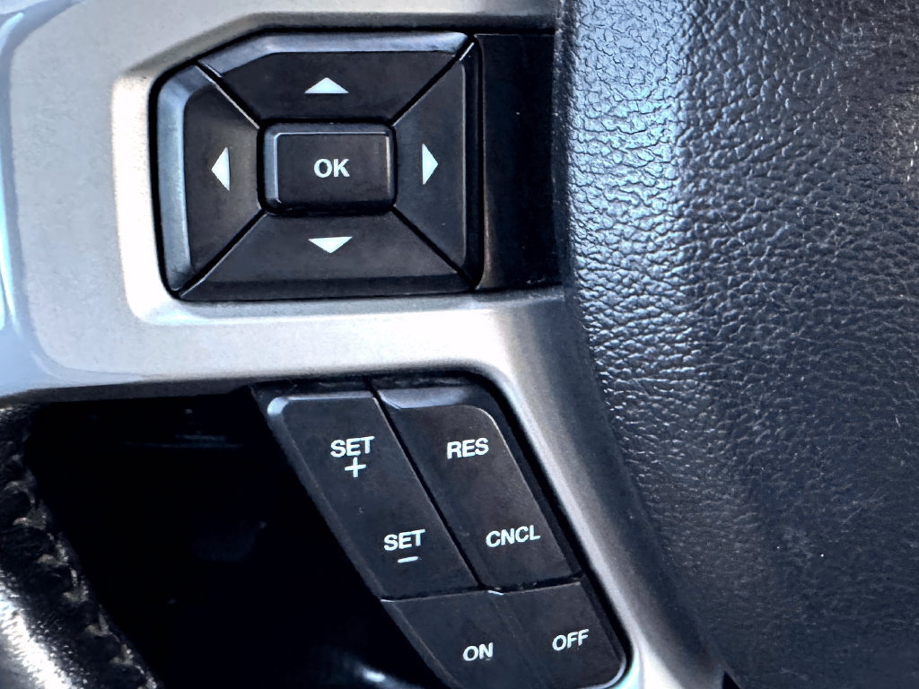 Used 2019 Ford F250 Lariat w/ Lariat Ultimate Package AWD/4WD image 25