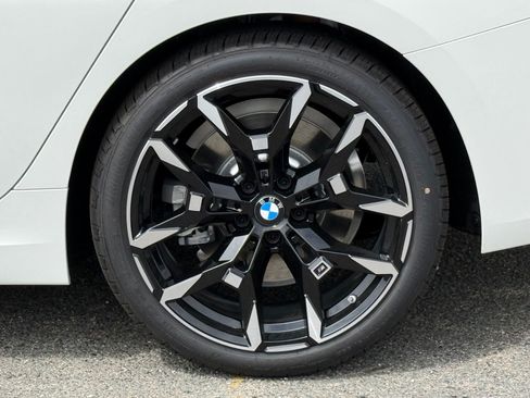 New 2026 BMW 330i Sedan w/ M Sport Package RWD image 18