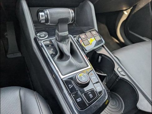 Used 2023 Kia Sportage X-Line AWD/4WD image 13