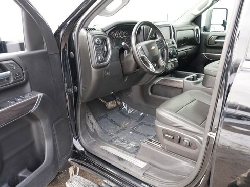 Used 2021 Chevrolet Silverado 3500 LTZ w/ LTZ Plus Package image 13