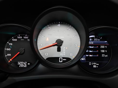 Used 2018 Porsche Macan S AWD/4WD image 17