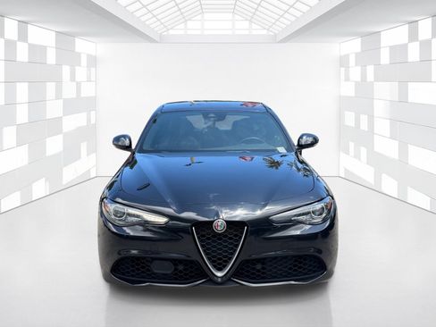 Used 2023 Alfa Romeo Giulia Ti w/ Active Assist Plus Package RWD image 2