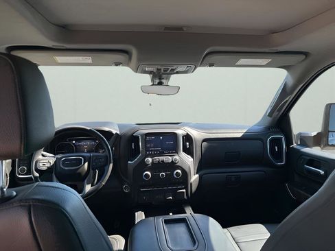 Used 2021 GMC Sierra 2500 Denali w/ Denali Ultimate Package image 22